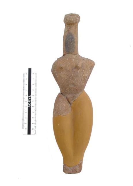Γυναικείο πήλινο ειδώλιο που βρέθηκε στο νεολιθικό οικισμό της Φτελιάς